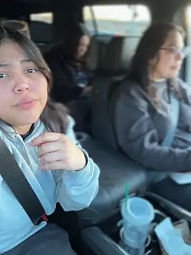 Snapshot of KittyTatts chatting on 02-10-26, 11:31 KittyTatts online show from 02-10-26, 11:31