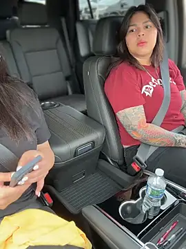 Snapshot of KittyTatts chatting on 02-14-26, 09:11 KittyTatts online show from 02-14-26, 09:11