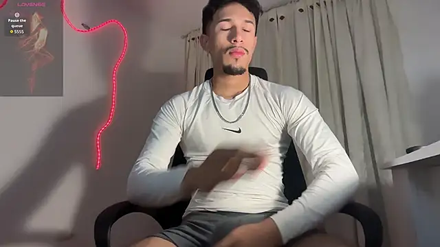 rafael stone11 online show from 04-12-26, 01:32