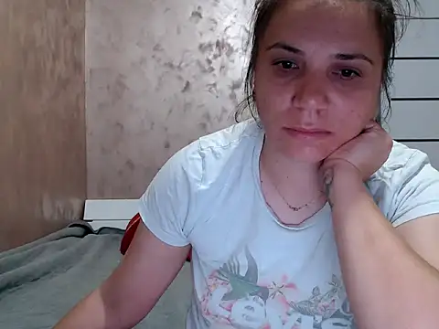 LorraGrey online show from 05-31-26, 07:59
