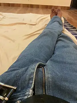 Indian-gentleman teen online show from 04-15-26, 08:09