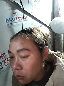 Snapshot of Bella-222 chatting on 02-10-26, 11:58 Bella-222 online show from 02-10-26, 11:58