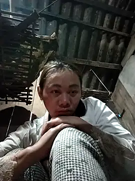 Snapshot of Bella-222 chatting on 02-11-26, 12:04 Bella-222 online show from 02-11-26, 12:04