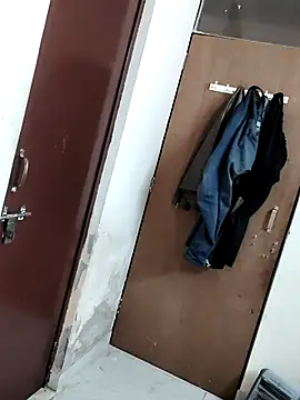 Snapshot of simran_sharma01 chatting on 02-11-26, 11:59 simran sharma01 online show from 02-11-26, 11:59