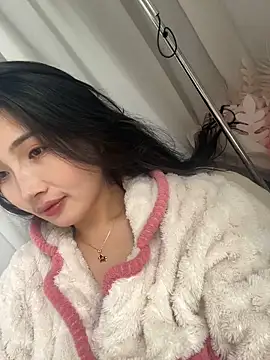 Snapshot of mimi-love13 chatting on 03-02-26, 01:41 mimi-love13 online show from 03-02-26, 01:41