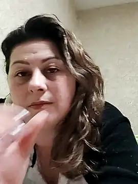 Snapshot of Soli9999 chatting on 02-08-26, 06:44 Soli9999 online show from 02-08-26, 06:44