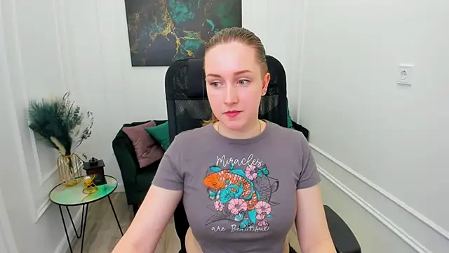 CaseyTerini online show from 04-19-26, 04:23