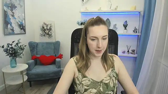 CaseyTerini online show from 05-04-26, 03:46
