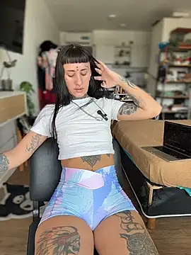 Snapshot of xsadtanas chatting on 02-24-26, 04:38 xsadtanas online show from 02-24-26, 04:38