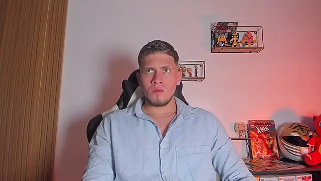 Snapshot of SebastianMaximoff_ chatting on 02-16-26, 09:33 SebastianMaximoff online show from 02-16-26, 09:33