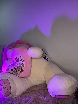 Snapshot of Tammy_Godoy chatting on 02-17-26, 05:08 Tammy Godoy online show from 02-17-26, 05:08