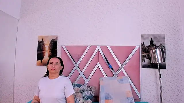 Snapshot of natasha_and_zoe chatting on 03-01-26, 11:12 natasha and zoe online show from 03-01-26, 11:12