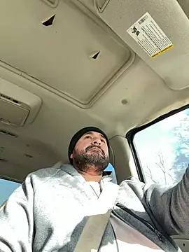 Snapshot of yolanda339 chatting on 02-07-26, 07:06 yolanda339 online show from 02-07-26, 07:06