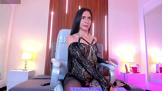 Snapshot of Viannca__ chatting on 06-12-26, 08:24 Viannca online show from 06-12-26, 08:24