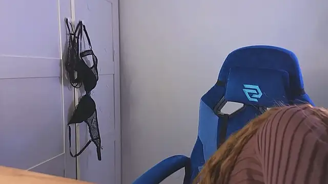 nikapie online show from 02-03-26, 06:22