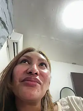 Rhieanne online show from 04-07-26, 06:47