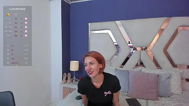 Snapshot of Sara_Evaanns chatting on 05-22-26, 03:17 Sara Evaanns online show from 05-22-26, 03:17