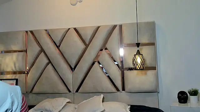 Snapshot of nilaynoa chatting on 02-10-26, 12:09 nilaynoa online show from 02-10-26, 12:09