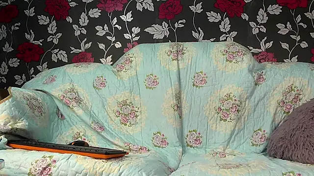 Snapshot of KlaraMuse chatting on 03-02-26, 06:04 KlaraMuse online show from 03-02-26, 06:04