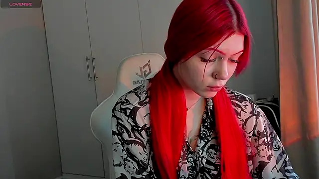 Snapshot of Leah_Castro chatting on 02-27-26, 05:07 Leah Castro online show from 02-27-26, 05:07