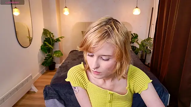 Akimo  online show from 02-22-26, 01:42