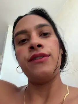 LunaHeat online show from 04-08-26, 05:02