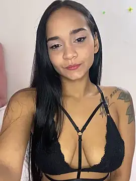 Maria x Alejandra online show from 06-16-26, 08:22