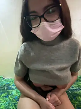 IRIS-GIRL online show from 04-28-26, 12:21