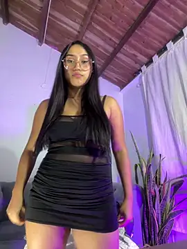 camila wood online show from 05-25-26, 11:44