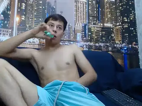 Snapshot of santiago_xxxcol chatting on 02-08-26, 11:08 santiago xxxcol online show from 02-08-26, 11:08