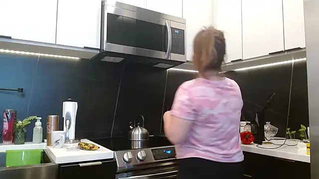 HazelSkyesChat online show from 03-30-26, 10:11