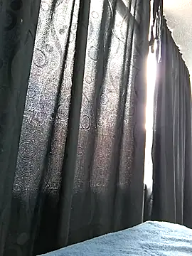 Snapshot of the_lagoon_girl chatting on 02-20-26, 07:36 the lagoon girl online show from 02-20-26, 07:36