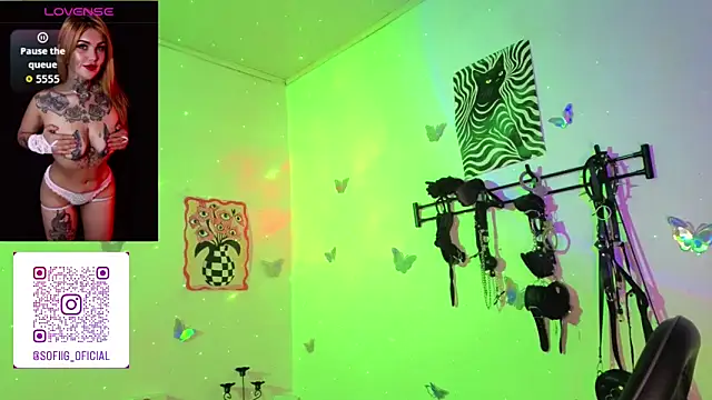 Zoeee 001 online show from 03-27-26, 07:36