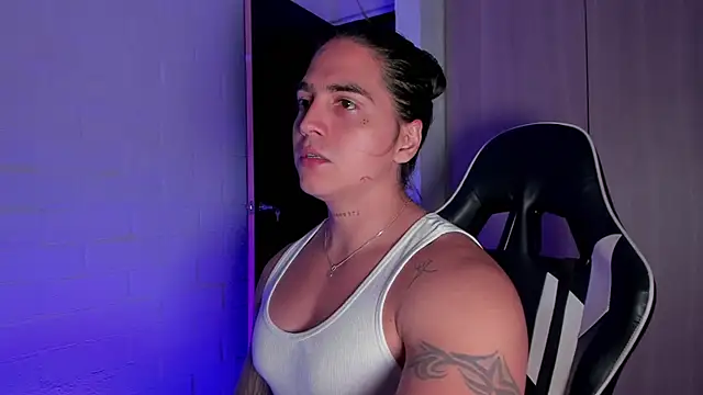 Snapshot of Cry_Duran chatting on 02-16-26, 06:59 Cry Duran online show from 02-16-26, 06:59