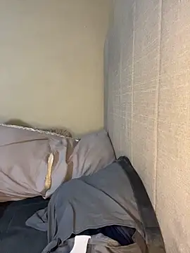 Snapshot of romyamo chatting on 03-01-26, 04:14 romyamo online show from 03-01-26, 04:14