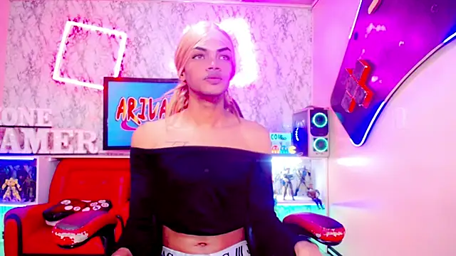 Snapshot of Karol_Vanessa__ chatting on 05-21-26, 11:17 Karol Vanessa online show from 05-21-26, 11:17
