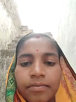 Snapshot of Gungun_thakur chatting on 02-20-26, 08:16 Gungun thakur online show from 02-20-26, 08:16