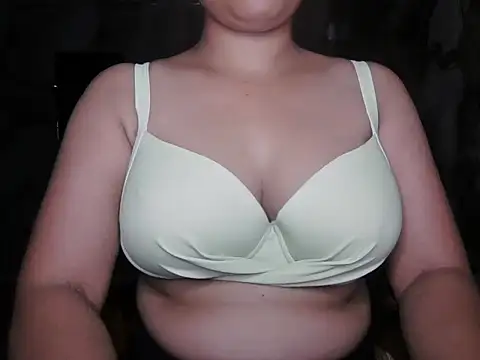 Snapshot of Bold_Beauty_07 chatting on 06-27-26, 09:36 Bold Beauty 07 online show from 06-27-26, 09:36