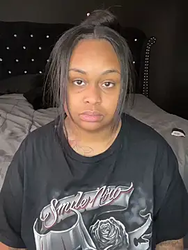 Snapshot of tipheragain chatting on 02-25-26, 05:00 tipheragain online show from 02-25-26, 05:00