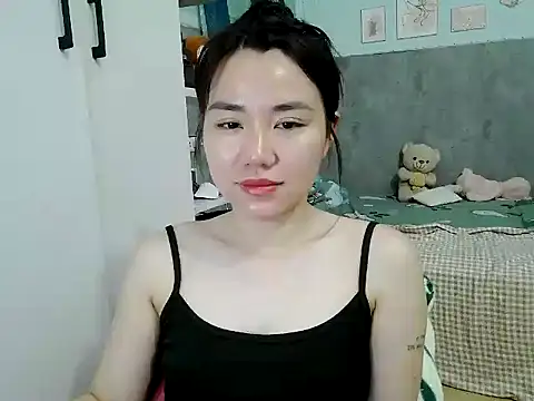 Amy8386 online show from 04-18-26, 04:27