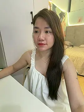 Amy8386 online show from 06-25-26, 11:04