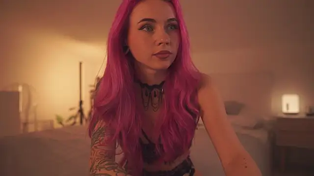 Sarah Pink online show from 02-07-25, 05:18