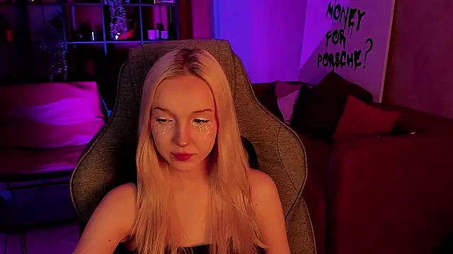 Snapshot of MaoqiBeverly chatting on 02-25-26, 05:22 MaoqiBeverly online show from 02-25-26, 05:22