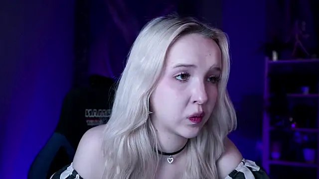 Snapshot of MaoqiBeverly chatting on 02-28-26, 02:34 MaoqiBeverly online show from 02-28-26, 02:34