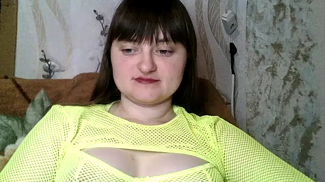 Snapshot of LuckyLust15 chatting on 02-14-26, 09:22 LuckyLust15 online show from 02-14-26, 09:22