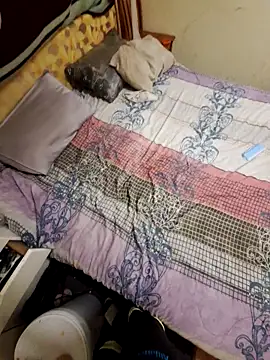 dark-hard-good online show from 04-15-26, 03:19