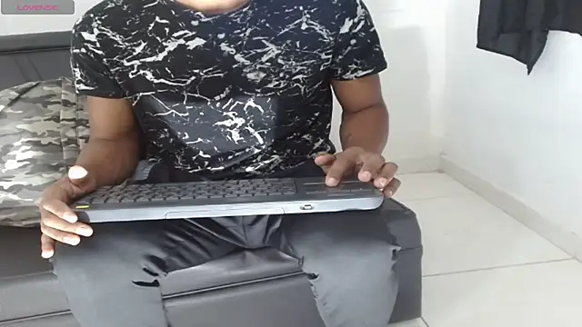 Snapshot of Jeff_Brown77 chatting on 03-03-26, 12:00 Jeff Brown77 online show from 03-03-26, 12:00