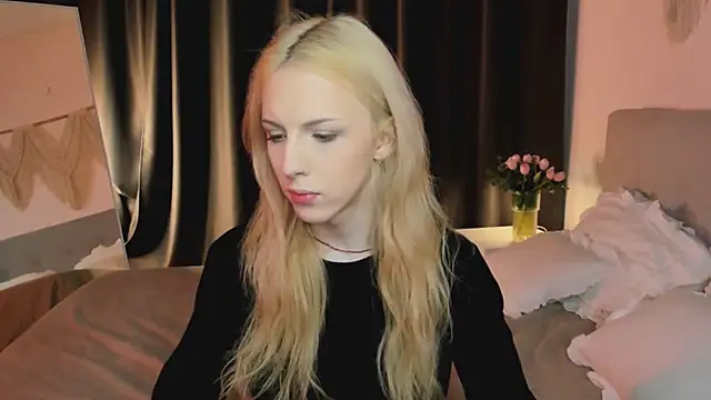 Tiffany  King online show from 06-04-26, 06:19