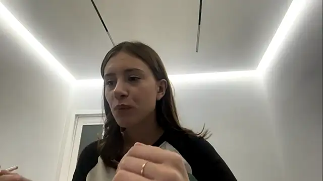 Snapshot of SofiaBlumer chatting on 02-07-26, 03:16 SofiaBlumer online show from 02-07-26, 03:16