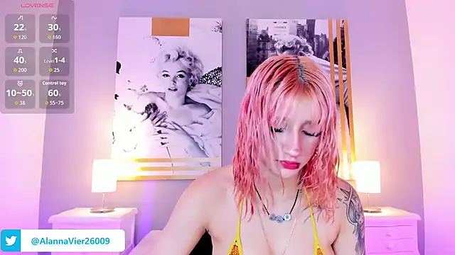 Snapshot of AlannaViera chatting on 06-25-26, 11:48 AlannaViera online show from 06-25-26, 11:48